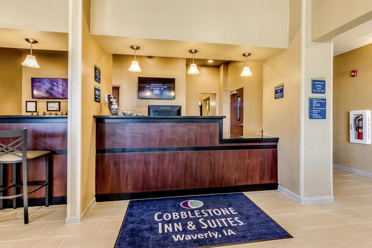 Cobblestone Inn & Suites - Waverly Exterior photo